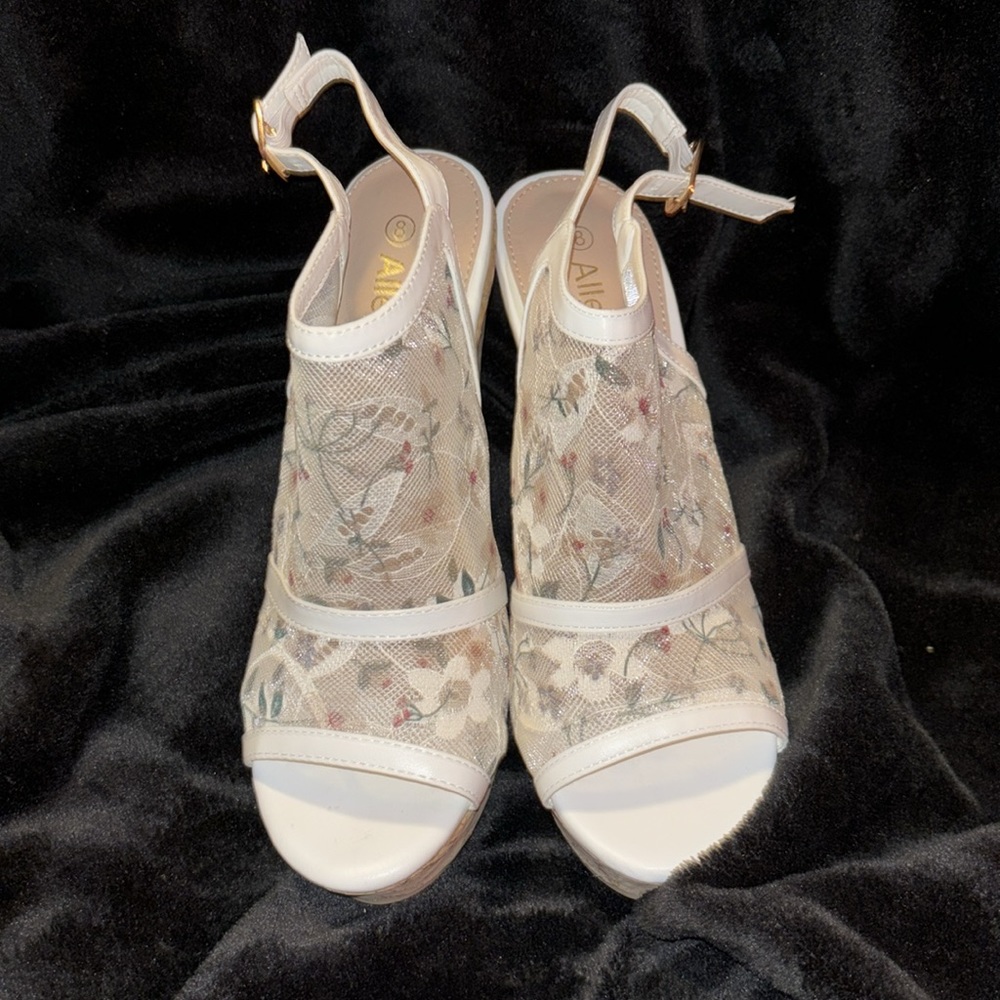 Wedges - Picture 2 of 3